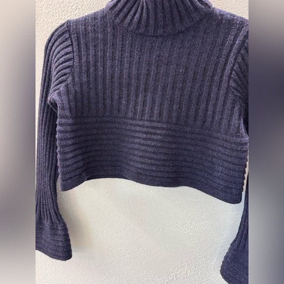 Sarah Pacini Ribbed Indigo Cropped Knit Sweater OS - Picture 3 of 11